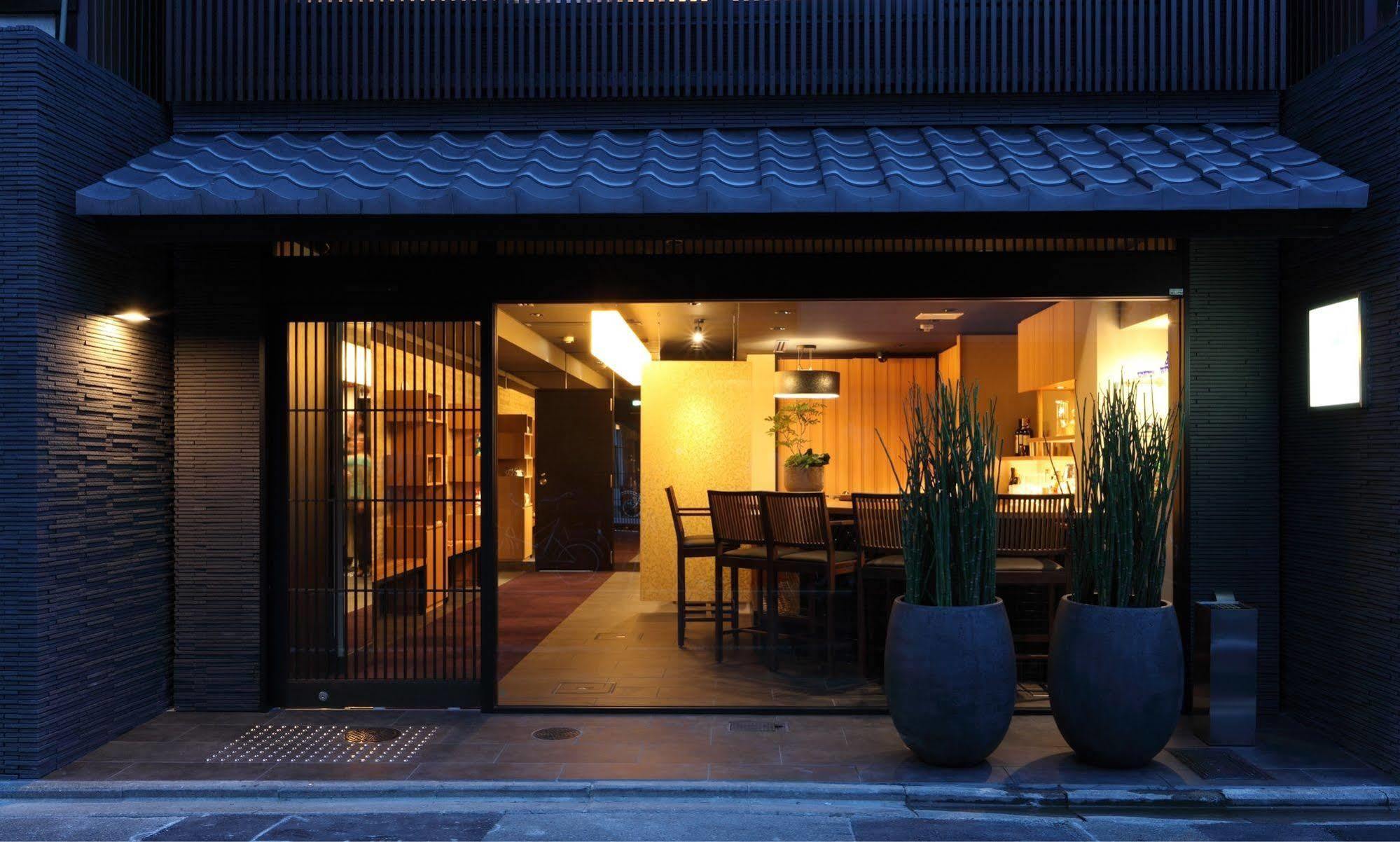 Gracevilla Nijo-Jo Castle Villa Aneyakoji Kyoto Exterior photo